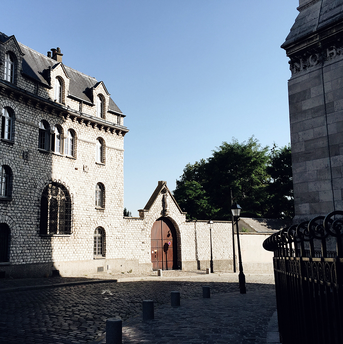 The roads around Sacré-Coeur