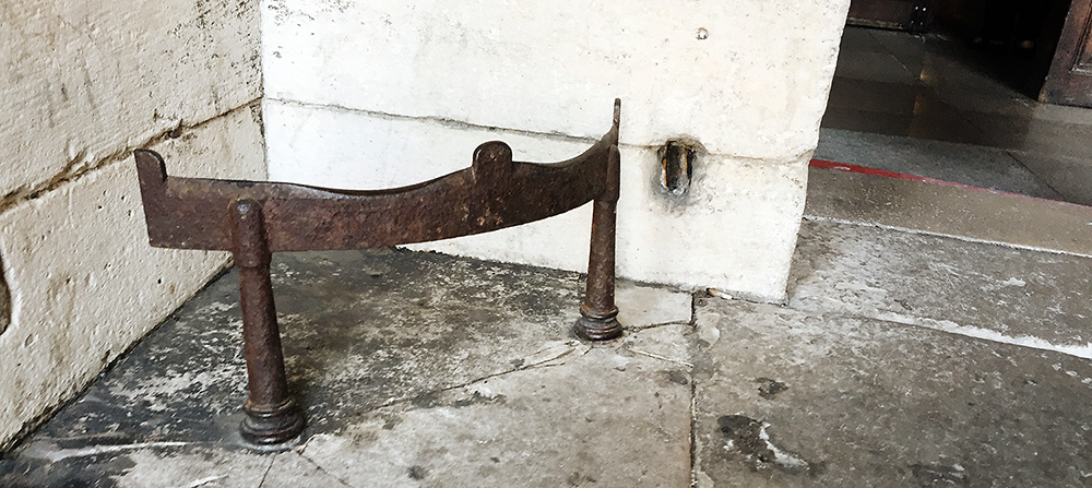 an image of the bootscraper outside St. Sulpice, Paris